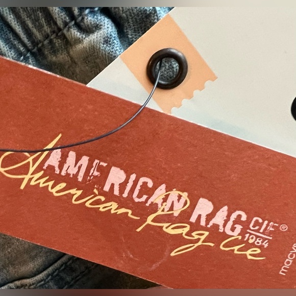 American Rag - NWT - Denim Crops - Size OX - Picture 6 of 10